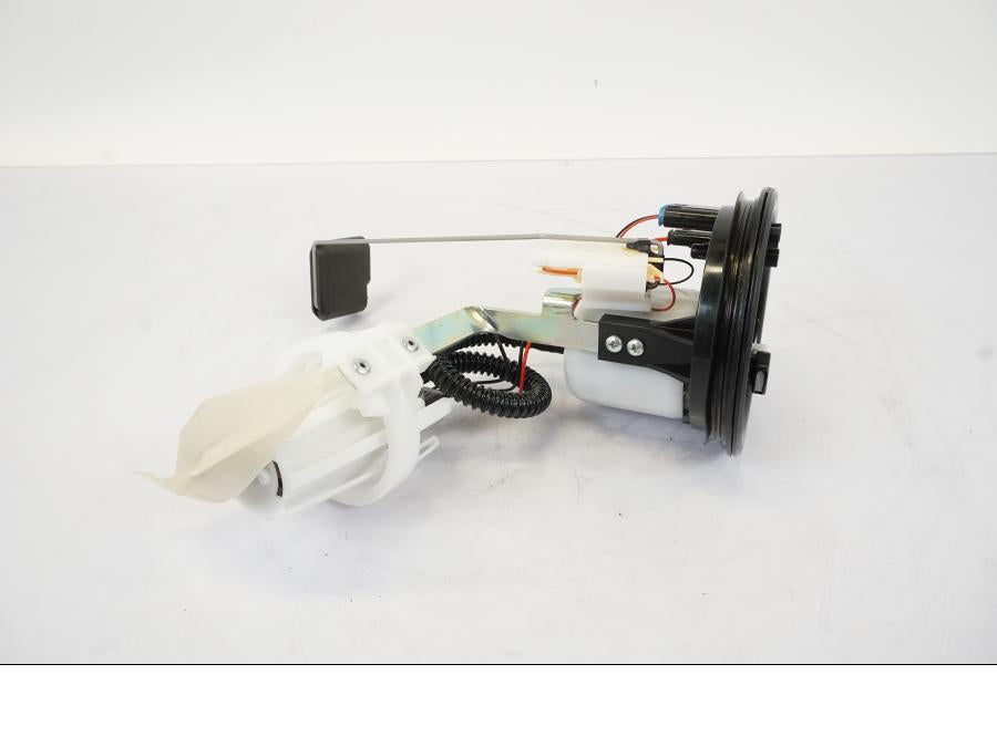 Framsidan på Bensinpump insprut från en BMW R 1250 GS -2019 motorcykel.