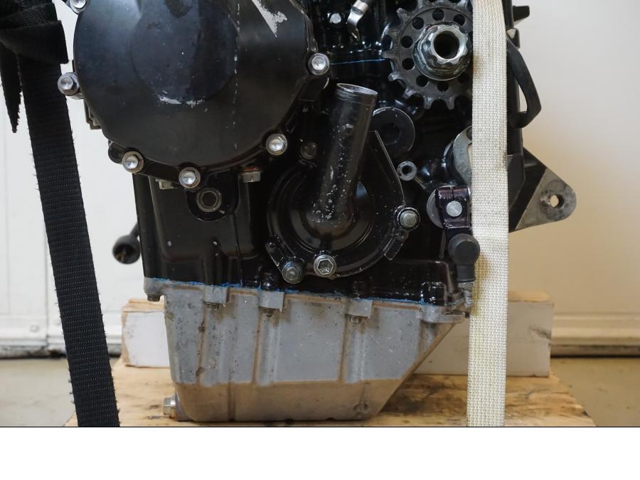 Extrabild2 på Motor från en Kawasaki ZX-6R -2011 motorcykel.