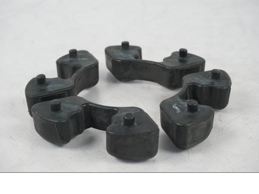 Baksidan på Ryckutjämnare från en Kawasaki ER-6N ABS -2010 motorcykel.