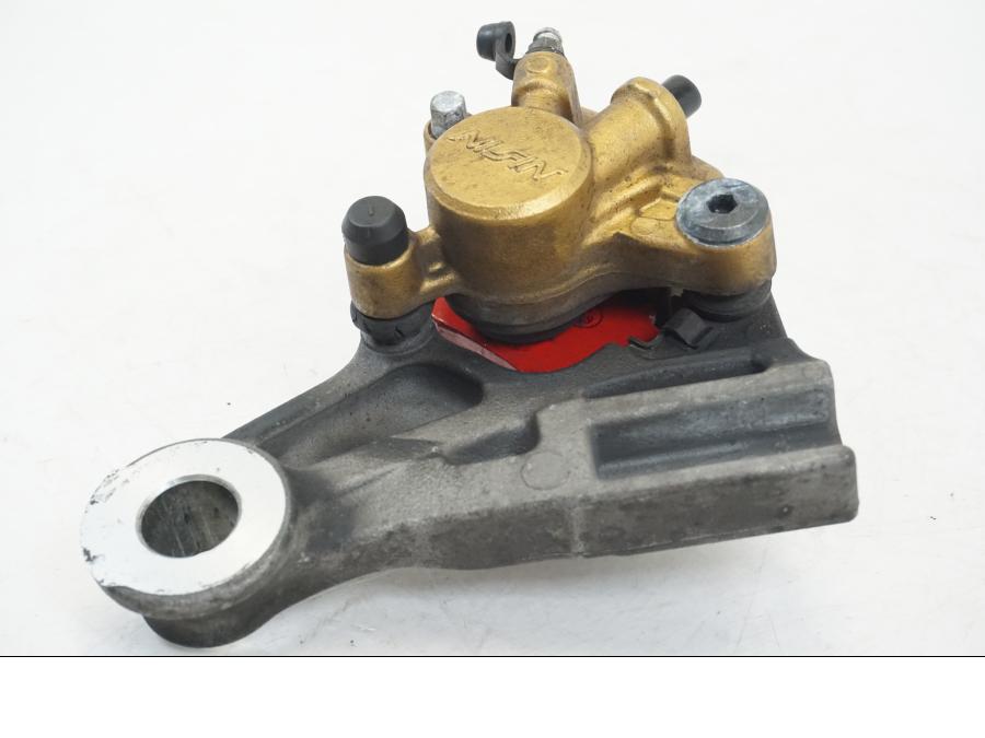 Höger sida på Bromsok från en Honda CB 600 F -2008 motorcykel.