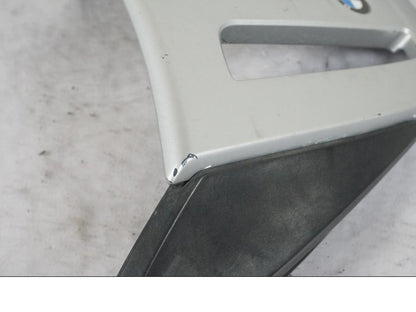 Höger sida på Pakethållare från en BMW R 850 R -2004 motorcykel.