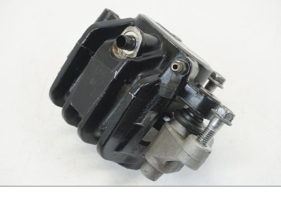 Höger sida på Bromsok från en Honda CB 750 -2002 motorcykel.