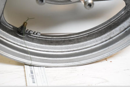 Extrabild4 på Fälg från en Yamaha FJ 1200 -1989 motorcykel.