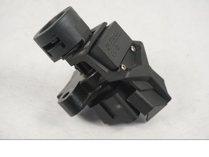 Extrabild1 på <p>Låssats från BMW F 800 S 2007.</p>

<p>Tanklock, 1st nyckel, tändningslås och låscylinder.</p> motorcykel.