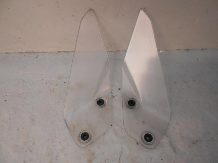 Framsidan på Vindavvisare från en BMW R 1200 GSA -2018 motorcykel.