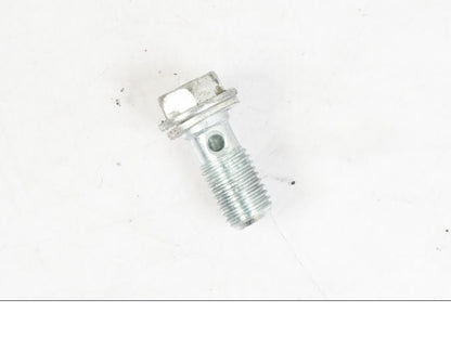 Baksidan på Bromshuvudcylinder från en Kawasaki ER-6N -2016 motorcykel.