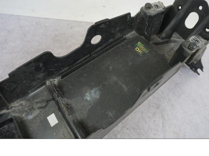 Höger sida på Undertail från en Triumph Tiger -2009 motorcykel.