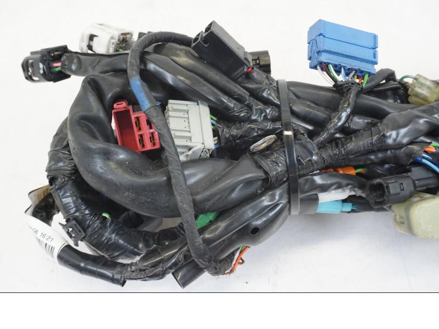 Extrabild1 på Kabelstam från en Honda CB 600 F -2008 motorcykel.