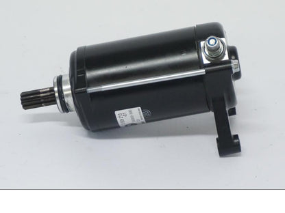 Framsidan på Startmotor från en BMW R 1250 GS -2022 motorcykel.