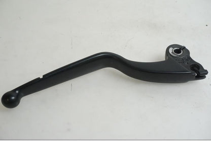 Framsidan på Kopplingsgrepp från en Indian Chieftain Dark Horse -2019 motorcykel.