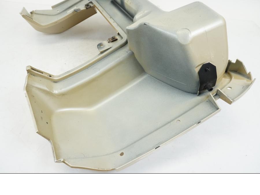 Extrabild2 på Bakvinge från en BMW K 1200 LT -2004 motorcykel.