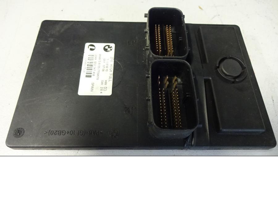 Framsidan på CDI / ECU från en BMW K 1200 R Sport -2007 motorcykel.