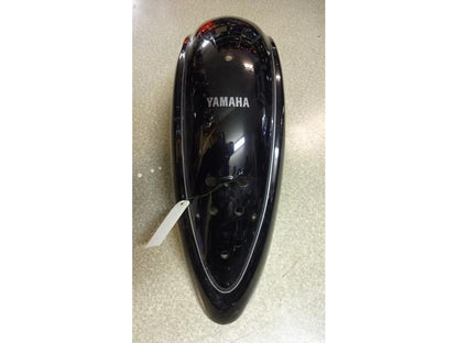 Höger sida på Bakskärm från en Yamaha XVS 1100 -2000 motorcykel.