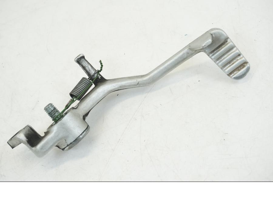 Framsidan på Bromspedal från en Triumph TT 600 -2002 motorcykel.