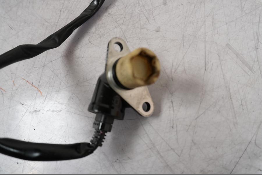 Höger sida på Hastighetsgivare från en Honda VFR 800 -2005 motorcykel.