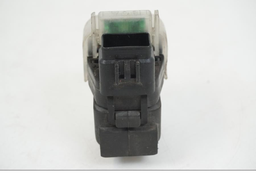 Extrabild1 på Startrelä från en Suzuki GSX-R 750 -2001 motorcykel.