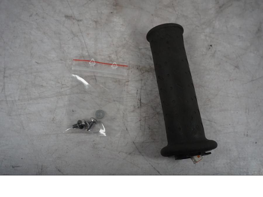 Framsidan på Värmehandtag från en Triumph Tiger Explorer -2016 motorcykel.