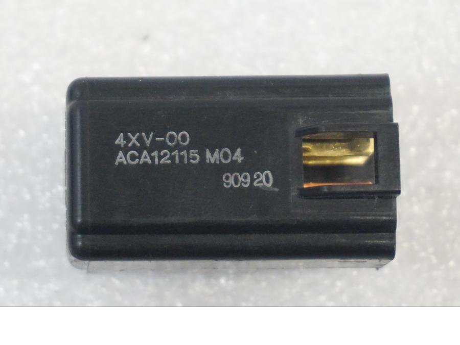 Framsidan på Relä från en Yamaha YZF R6 -1999 motorcykel.