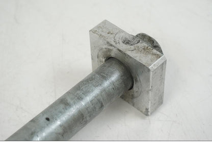 Höger sida på Axel från en Kawasaki ER-6F -2016 motorcykel.