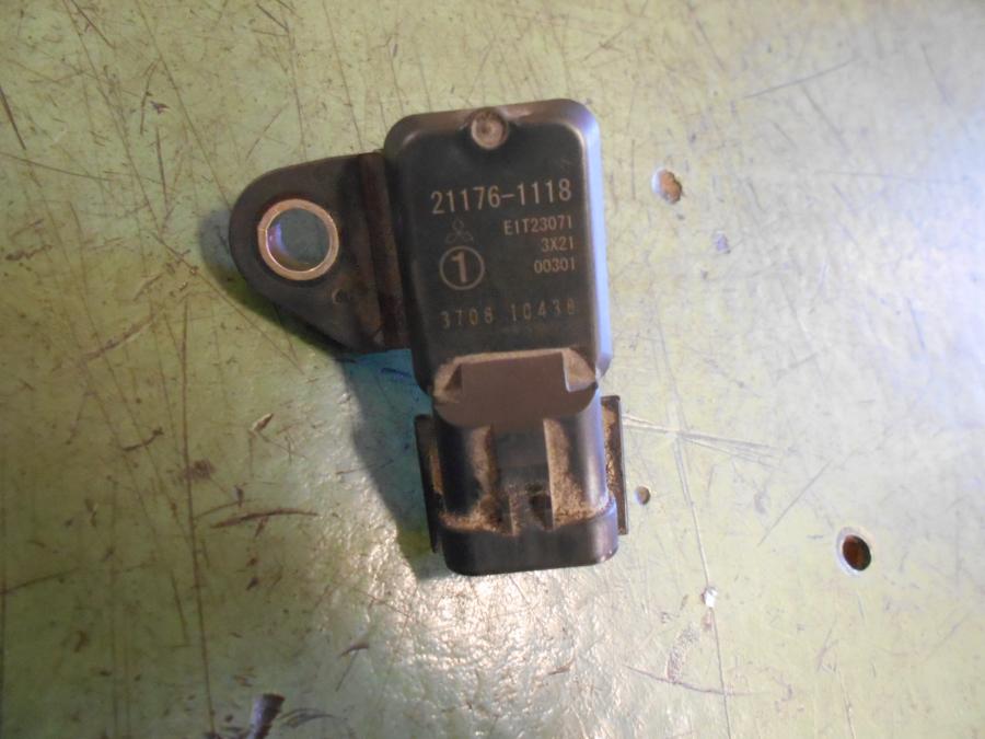 Framsidan på Mapsensor från en Suzuki VZ 1600 -2004 motorcykel.