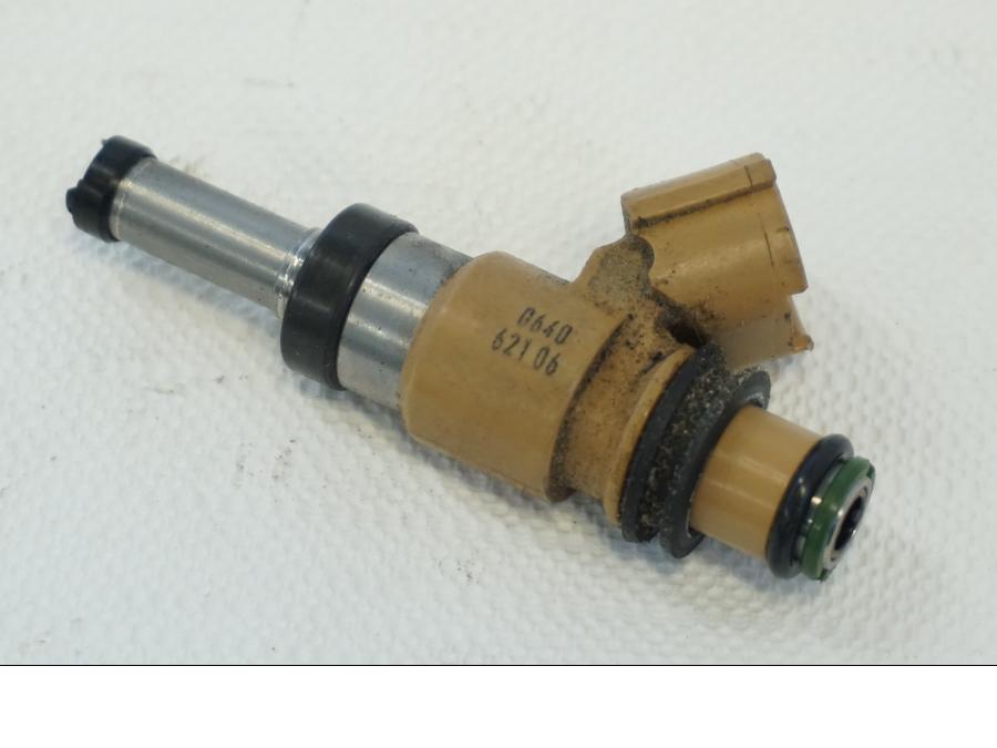 Höger sida på Spridare från en Yamaha YZF R6 -2006 motorcykel.