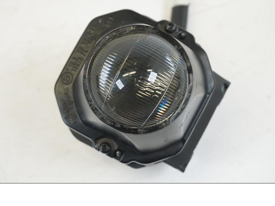 Höger sida på Strålkastare från en Yamaha YZF R7 -2022 motorcykel.