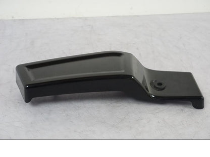 Höger sida på Ramplast från en Suzuki VL 800 -2002 motorcykel.