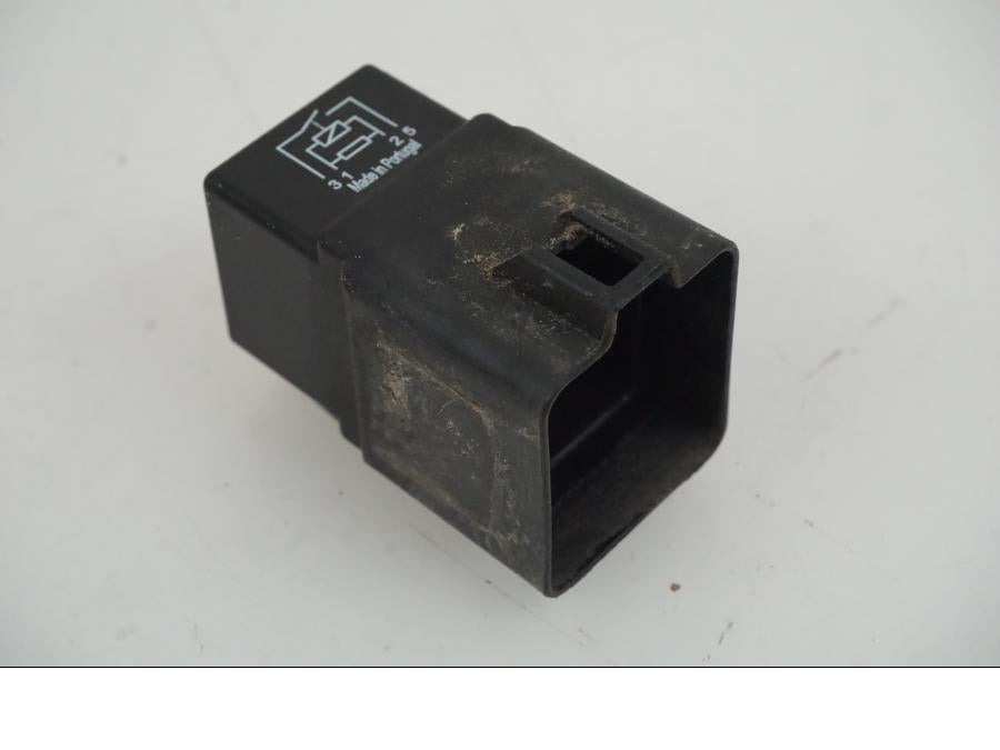 Framsidan på Startrelä från en BMW R Ninet -2017 motorcykel.