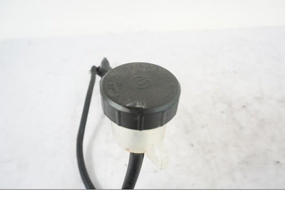 Vänster sida på Bromshuvudcylinder från en KTM 690 SMCR -2016 motorcykel.