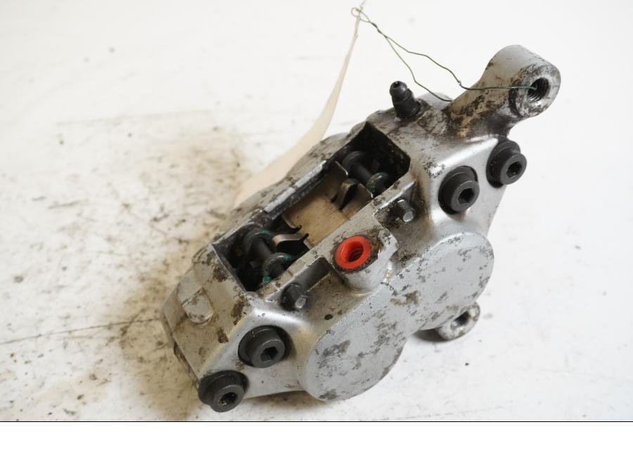 Baksidan på Bromsok från en Yamaha FJ 1200 -1991 motorcykel.