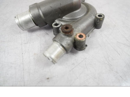 Baksidan på Vattenpump från en Ducati Multistrada 1260 -2020 motorcykel.