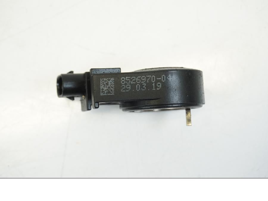 Snett nerifrån på Sidostödsbrytare från en BMW R 1250 GS -2019 motorcykel.