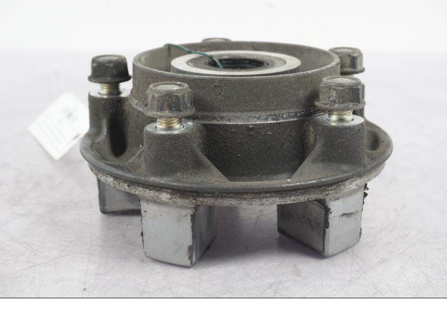 Vänster sida på Drevfäste från en Honda CB 500 X -2015 motorcykel.