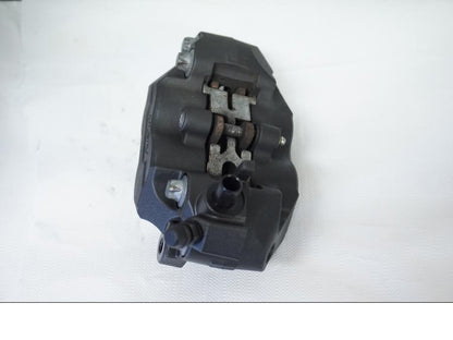 Höger sida på Bromsok från en Kawasaki Z 800 -2013 motorcykel.