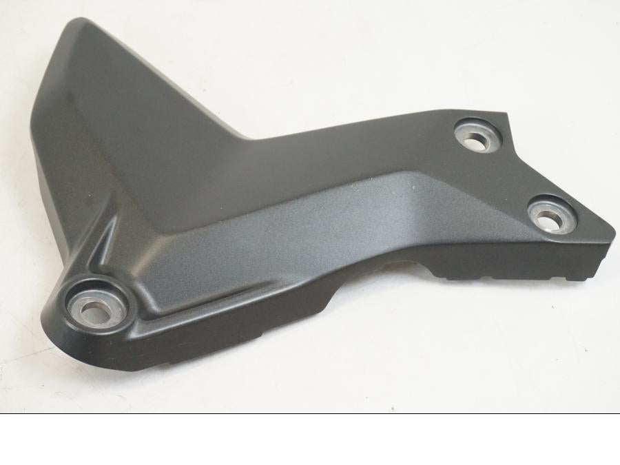 Höger sida på Ramskydd från en Yamaha YZF R7 -2022 motorcykel.