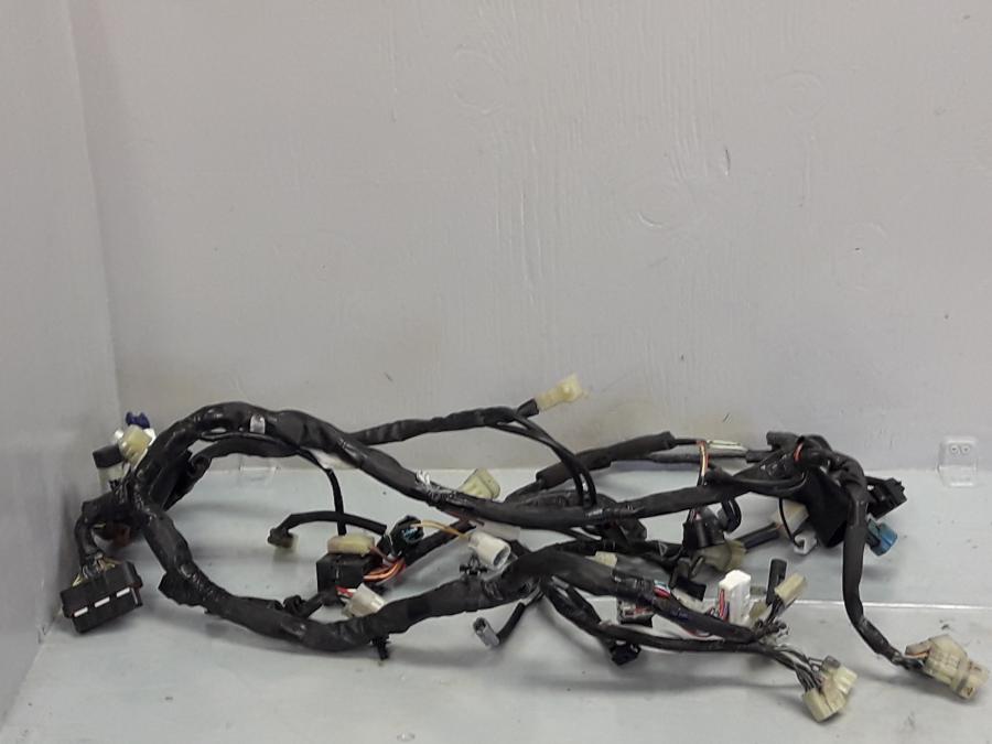 Framsidan på Kabelstam från en Yamaha FZ-6 -2004 motorcykel.