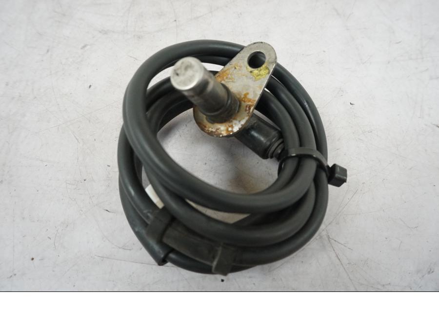 Baksidan på ABS givare från en Yamaha MT 125 -2017 motorcykel.