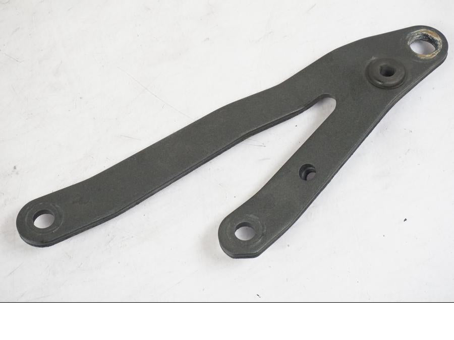 Baksidan på Motorfäste från en Kawasaki Z 900 -2019 motorcykel.