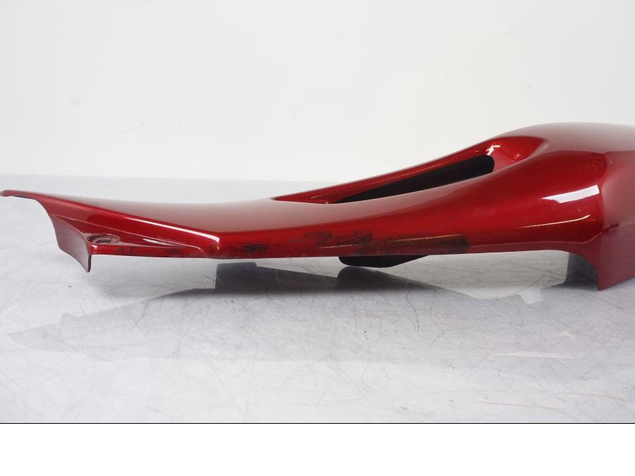 Vänster sida på Bakvinge från en Yamaha XJ 900 -1997 motorcykel.