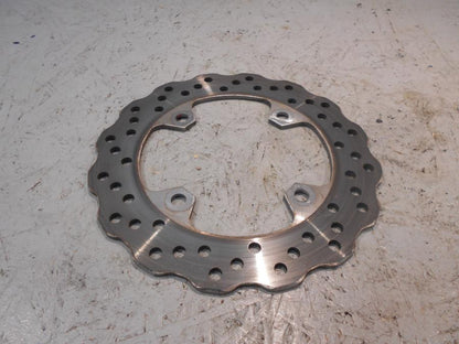 Baksidan på Bromsskiva från en Kawasaki ZX-10R -2008 motorcykel.