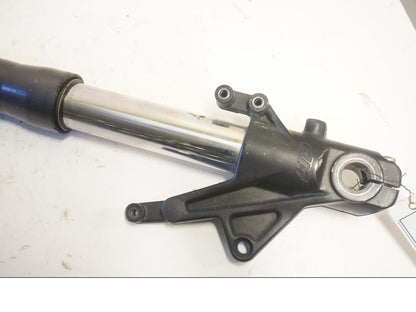 Baksidan på Gaffelben från en KTM 640 Duke -2006 motorcykel.