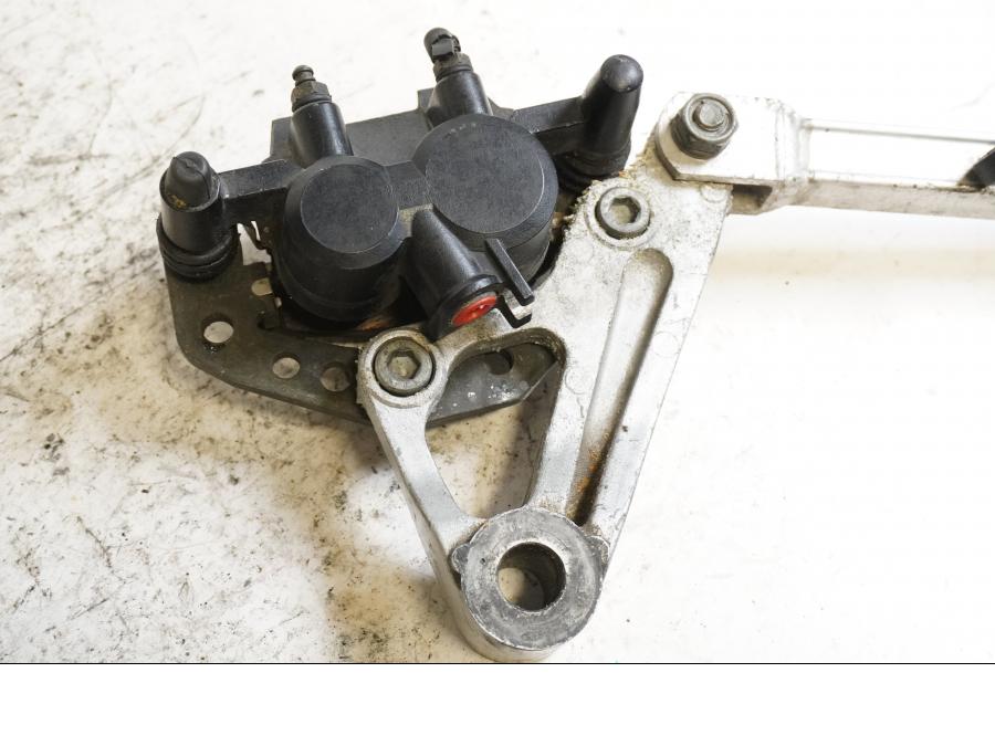 Baksidan på Bromsok från en Kawasaki GPX 600 -1989 motorcykel.