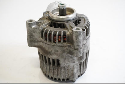 Framsidan på Generator från en Suzuki GSX-R 750 -1992 motorcykel.