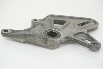 Snett uppifrån på Bromsoksfäste från en Aprilia RS 125 -2008 motorcykel.