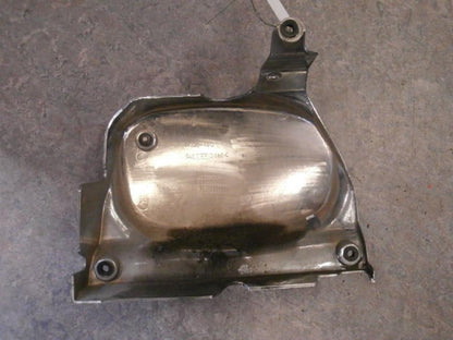 Snett uppifrån på Motorkåpa från en Suzuki VL 800 -2001 motorcykel.