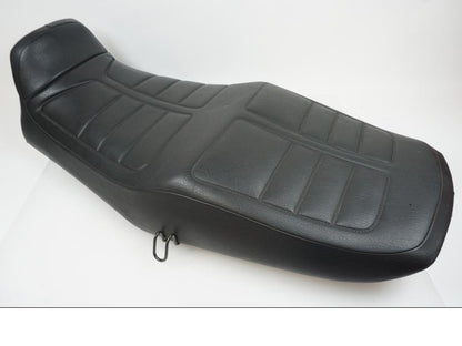Framsidan på Sadel från en Yamaha XJ 900 -1997 motorcykel.