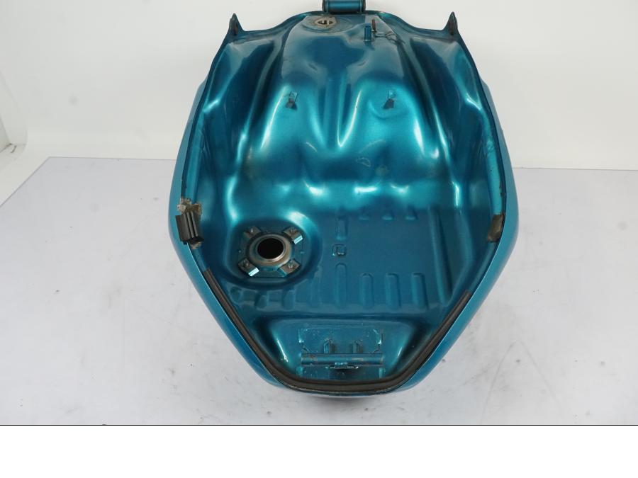Extrabild5 på Bensintank från en Honda VFR 750 -1994 motorcykel.