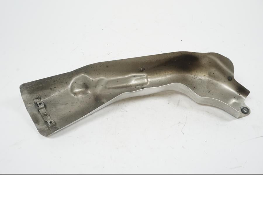 Höger sida på Värmeskydd från en Honda CBR 1000 RR -2004 motorcykel.