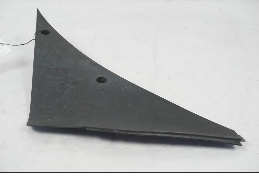 Baksidan på Sidkåpa innerplast från en Kawasaki ZX-6R -2005 motorcykel.