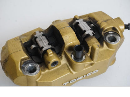 Baksidan på Bromsok från en Suzuki GSX-R 1000 -2003 motorcykel.